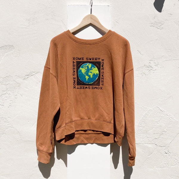 Home Sweet Home Sweatshirt (L)